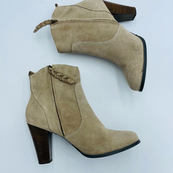 Very Volatile Wright Taupe Suede Leather Ankle Boots - Picture 8 of 9